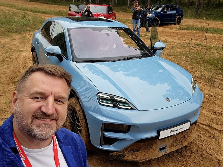 Travelnews.lv piedalās jaudīgā «Porsche Off-Road Experience» pasākumā, kas notiek sporta kompleksā «333» 377523