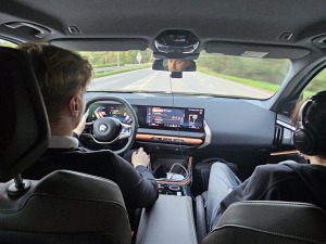 Sadarbībā ar auto nomu «SIXT Latvija» apceļojam Latviju... sākot no 44 eiro dienā 14