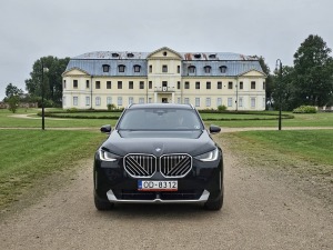 Sadarbībā ar auto nomu «SIXT Latvija» apceļojam Latviju... sākot no 44 eiro dienā 25