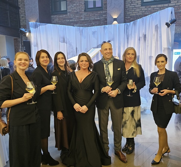 Ar grandiozu pasākumu «Four Senses of Nature» pēc renovācijas piesakās Vecrīgas 5 zvaigžņu viesnīca «Pullman Riga Old Town Hotel» 377843