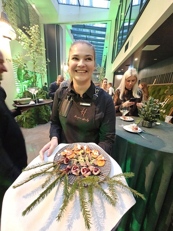 Ar grandiozu pasākumu «Four Senses of Nature» pēc renovācijas piesakās Vecrīgas 5 zvaigžņu viesnīca «Pullman Riga Old Town Hotel» 377866