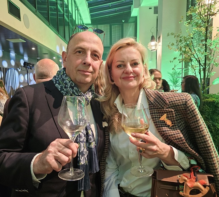 Ar grandiozu pasākumu «Four Senses of Nature» pēc renovācijas piesakās Vecrīgas 5 zvaigžņu viesnīca «Pullman Riga Old Town Hotel» 377878
