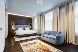 Skati Vecrīgas viesnīcas «Pullman Riga Old Town Hotel» telpas un jauno dizainu pēc renovācijas 36
