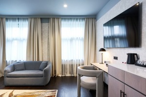 Skati Vecrīgas viesnīcas «Pullman Riga Old Town Hotel» telpas un jauno dizainu pēc renovācijas 44