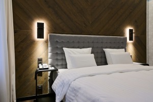 Skati Vecrīgas viesnīcas «Pullman Riga Old Town Hotel» telpas un jauno dizainu pēc renovācijas 50