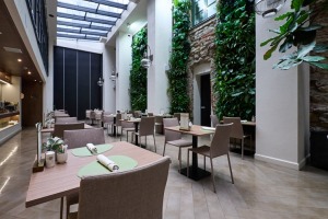 Skati Vecrīgas viesnīcas «Pullman Riga Old Town Hotel» telpas un jauno dizainu pēc renovācijas 89