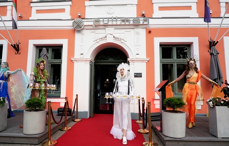 Daži foto mirkļi no «Pullman Riga Old Town Hotel» grandiozās ballītes pēc viesnīcas rekonstrukcijas. Foto: Paula Čurkste 378040