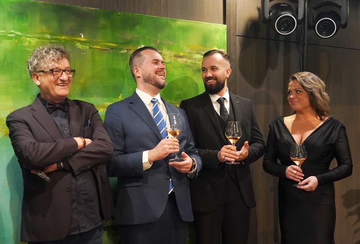 Daži foto mirkļi no «Pullman Riga Old Town Hotel» grandiozās ballītes pēc viesnīcas rekonstrukcijas. Foto: Paula Čurkste 378091