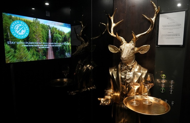 Daži foto mirkļi no «Pullman Riga Old Town Hotel» grandiozās ballītes pēc viesnīcas rekonstrukcijas. Foto: Paula Čurkste 378096
