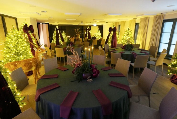 Daži foto mirkļi no «Pullman Riga Old Town Hotel» grandiozās ballītes pēc viesnīcas rekonstrukcijas. Foto: Paula Čurkste 378044