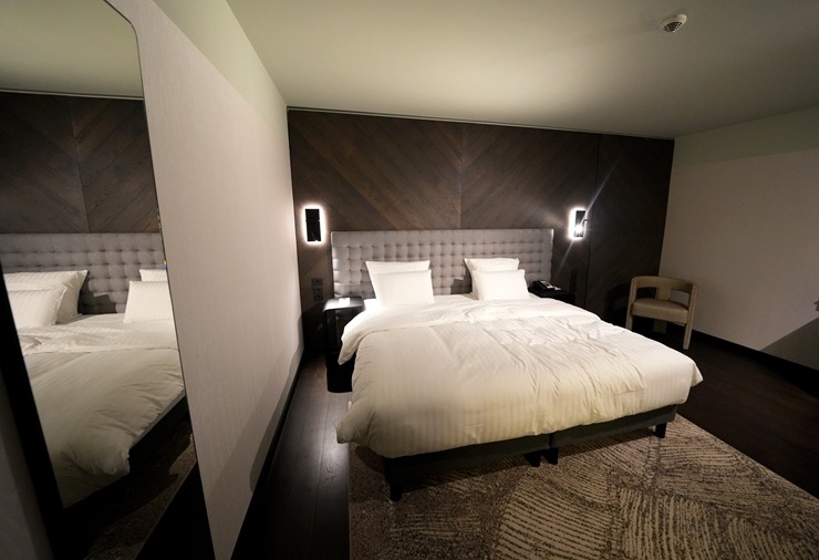 Daži foto mirkļi no «Pullman Riga Old Town Hotel» grandiozās ballītes pēc viesnīcas rekonstrukcijas. Foto: Paula Čurkste 378121