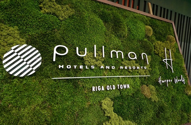 Daži foto mirkļi no «Pullman Riga Old Town Hotel» grandiozās ballītes pēc viesnīcas rekonstrukcijas. Foto: Paula Čurkste 378128