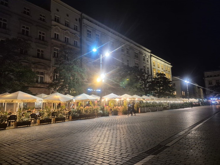 Travelnews.lv dodas vakara pastaigā pa burvīgo Krakovu 378176