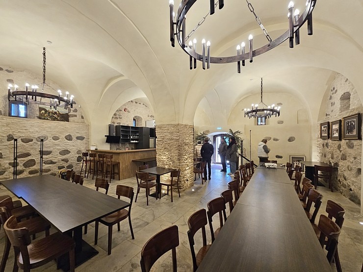 Apmeklējam Mētaguses muižas kompleksu, restorānu «Rosen» un spa viesnīcu «Von Roden spa». Sadarbībā «Active Travel» un Idaviru Apmeklējam Mētaguses muižas kompleksu, restorānu «Rosen» un spa viesnīcu «Von Roden spa». Sadarbībā «Active Travel» un Idaviru 378695