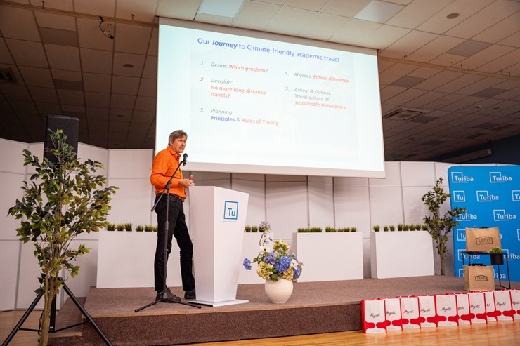 Biznesa augstskolā «Turība» norisinās tūrisma konference «Tūrisma attīstības recepte: ilgtspējība, atbildība, drošība» Biznesa augstskolā «Turība» norisinās tūrisma konference «Tūrisma attīstības recepte: ilgtspējība, atbildība, drošība» 379096