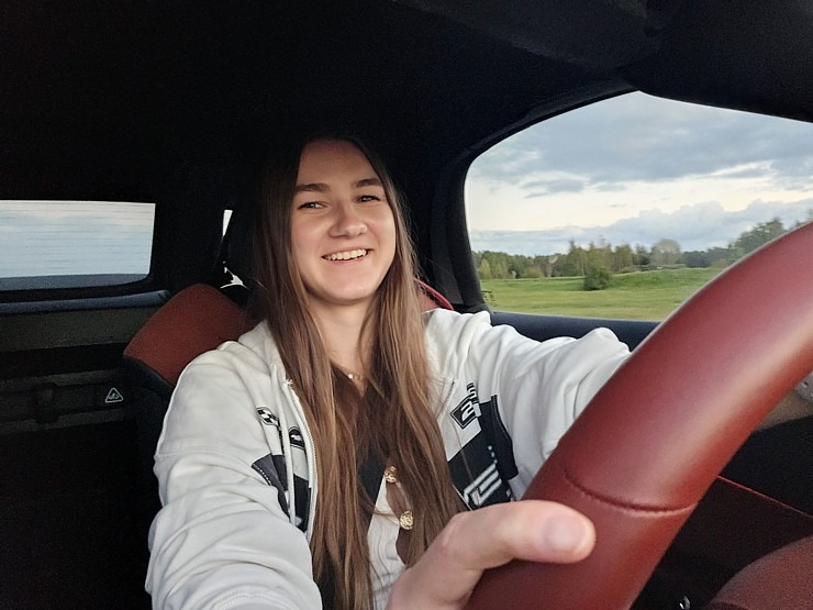 Ar jauno «MG Cyberster» viss ir citādi - braukšanas prieks un burvīgas emocijas. Sadarbībā ar auto centru AutoBrava 379223