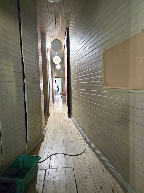 Leģendārās Dzintaru koncertzāles apskate ar iespēju ielūkoties mākslinieku grimētavās. Sadarbībā ar VisitJurmala.lv Leģendārās Dzintaru koncertzāles apskate ar iespēju ielūkoties mākslinieku grimētavās. Sadarbībā ar VisitJurmala.lv 379339