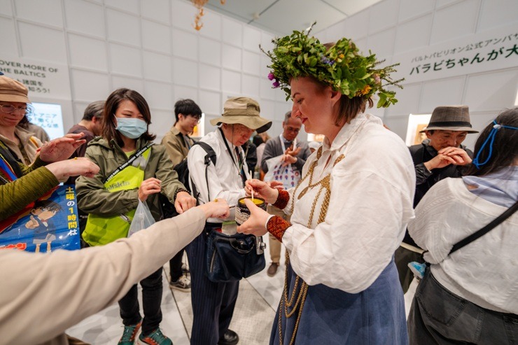 Ar rekordlielu apmeklētāju skaitu un starptautiskām balvām noslēdzas Latvijas dalība EXPO 2025 379546
