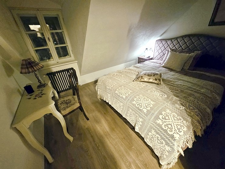 Iepazīstam Kuldīgas Kuldes muižas apartamentus un izbaudām vakariņu pasākumu  Iepazīstam Kuldīgas Kuldes muižas apartamentus un izbaudām vakariņu pasākumu 380019