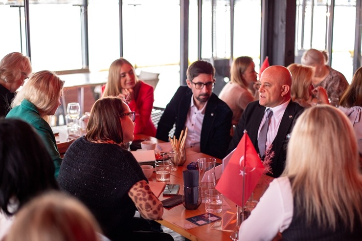 Latvijas ceļojumu aģenti satiekas «Coral Travel Latvia» rīkotā pasākumā ««Turcija Roadshow 2026». Foto: Ksenija Smurjakova  Latvijas ceļojumu aģenti satiekas «Coral Travel Latvia» rīkotā pasākumā ««Turcija Roadshow 2026». Foto: Ksenija Smurjakova 380428