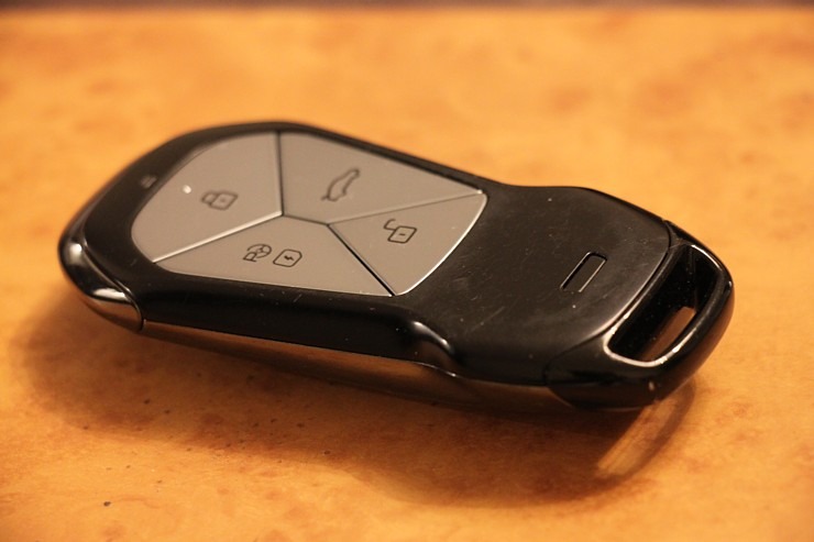 Apceļojam Latviju ar 486 zirgspēku jaudīgo « Xpeng G6 » no auto centra «Autobrava» 381048