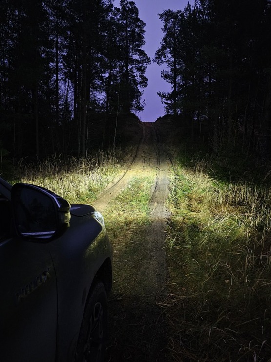 Toyota Hilux ir izcils piedzīvojumu auto, ko piedāvā «SIXT Latvija» no 53 eiro dienā 381167