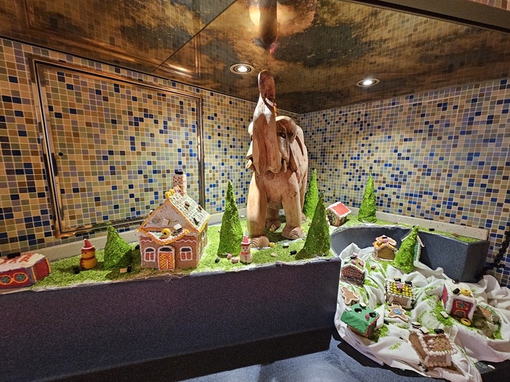 Kruīza kuģis «Borealis» no «Fred.Olsen Cruise Lines» flotes pirmo reizi ienāk Rīgas ostā 383052