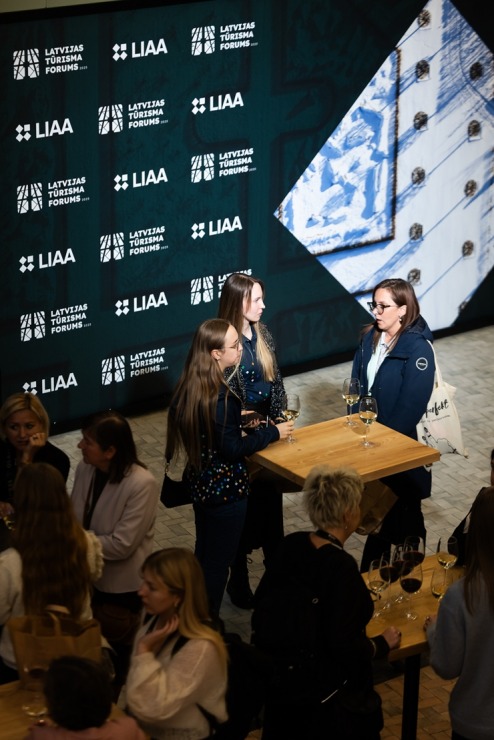 «Latvijas Tūrisma Forums 2025» ir izcila profesionālo kontaktu vieta. Foto: Reinis Oliņš 383174