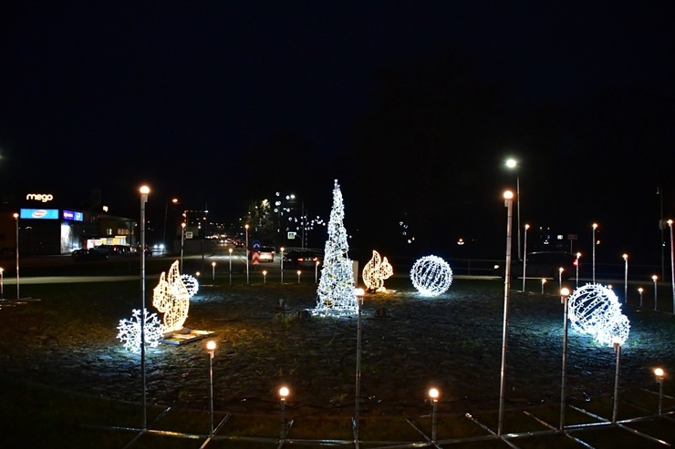 Jēkabpils gatavojas Ziemassvētkiem un Jaunā gada sagaidīšanai. Foto: Jēkabpils novada pašvaldība 383276