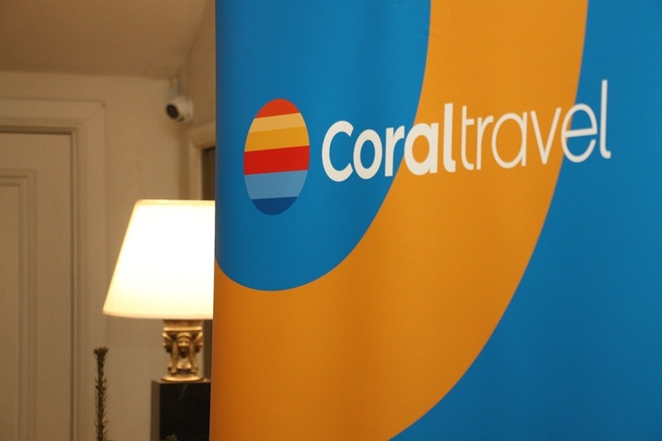 «Coral Travel» rīko Vecrīgas «Grand Palace Hotel Riga» vakariņas ar Latvijas tūrisma firmām, Turcijas viesnīcam «Regnum Carya» un «Regnum The Crown» 383543