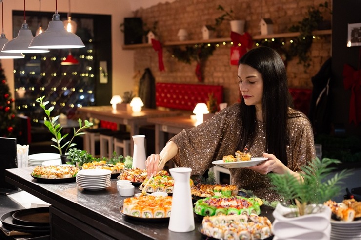 Rīgas kafejnīca «Innocent Cafe» tagad piedāvā suši garšas buķeti 383978