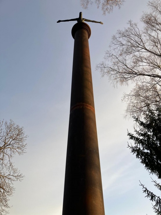Krāslavas novads: Neliels fotoieskats skulptūru parkā «Pudža sala», kas atrodas Geraņimovas Ilzas ezera pussalas krastā 384167