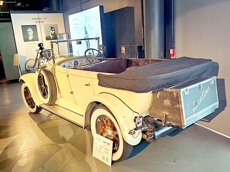 Rīgas Motormuzejā čehu autozīmols «Škoda» atzīmē 130. gadu jubileju un atskatās uz 2025.gada sasniegto 384188