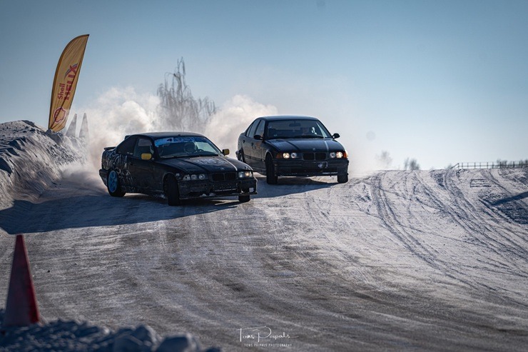 Bauskā, pirmajā ziemas drifta posmā dubultuzvaru izcīna PRO drifta izbijušais čempions Jānis Eglīte 385079