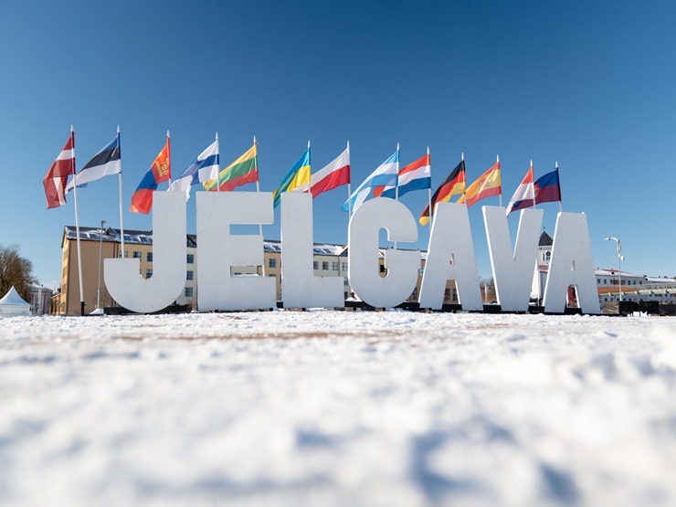 Ledus skulptūras Jelgavā jau top! 385096