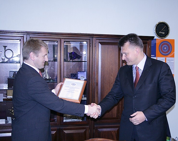 Tiek sveikti «GADA CILVĒKS TŪRISMĀ 2006» laureāti 385184
