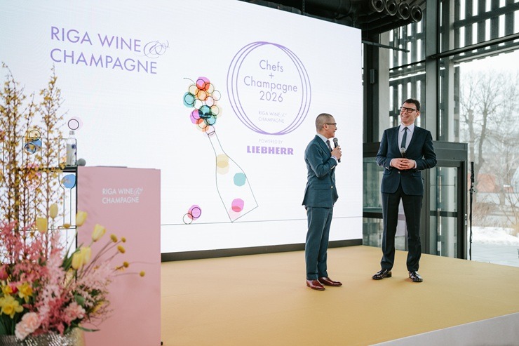 Ieskats šampanieša un gastronomijas saderības simpozijā un konkursā «Chefs + Champagne» 387481