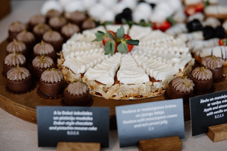 Daži fotomirkļi no Jūrmalas restorāna «36.line Grill Restaurant» jaunā koncepta «After-work brunch» ēdienkartes. Foto:  Inga Bitere 387508