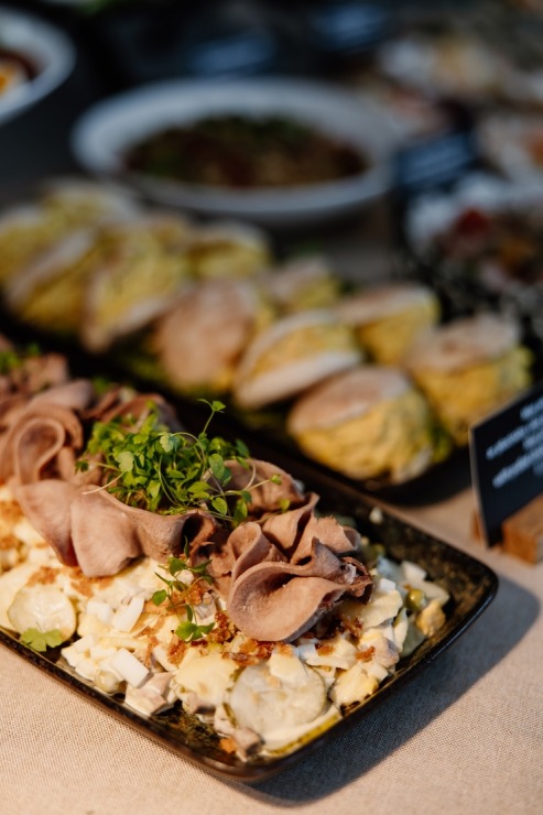 Jūrmalas restorāns «36.line Grill Restaurant» piedāvā jaunā konceptu «After-work brunch». Foto: Inga Bitere 388177
