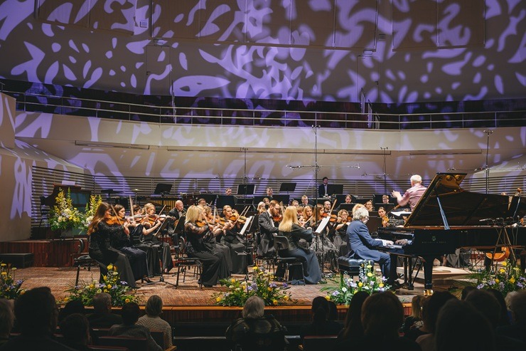 Skandināvijas slavenības noslēdz Liepājas Zvaigžņu festivālu 388406