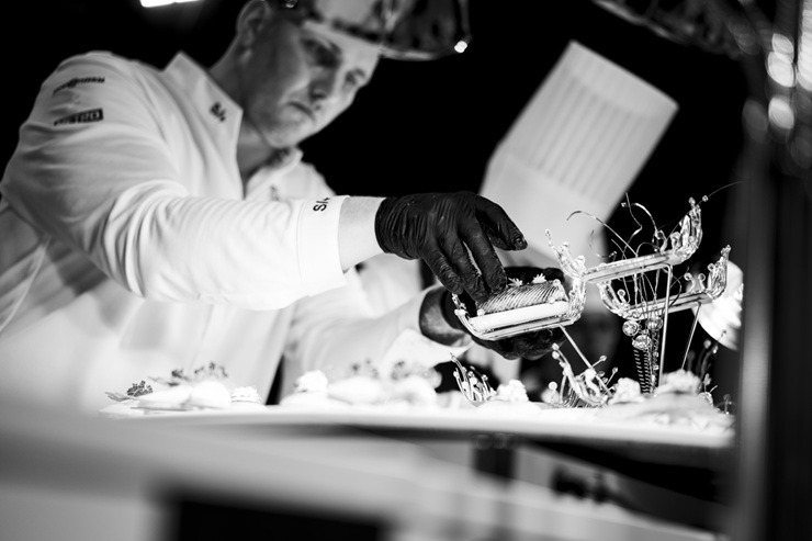 Latvijas pavāri ar godu nes Latvijas vārdu pasaulē, piedaloties prestižajā «Bocuse d’Or» konkursā 388456