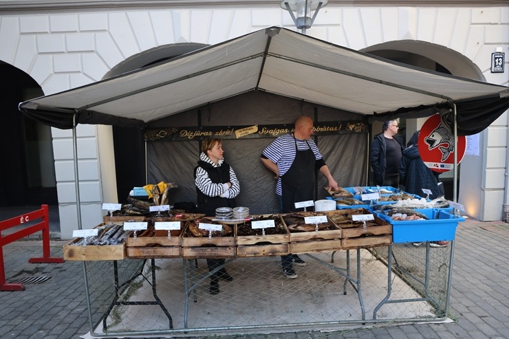 Rīgas restorāns «Buržujs»: Berga bazārā norisinās pirmie Jūras velšu svētki 390042