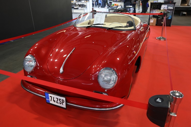 Ķīpsalā pulcējas auto fani uz starptautisko autoindustrijas izstādi 2026 390487