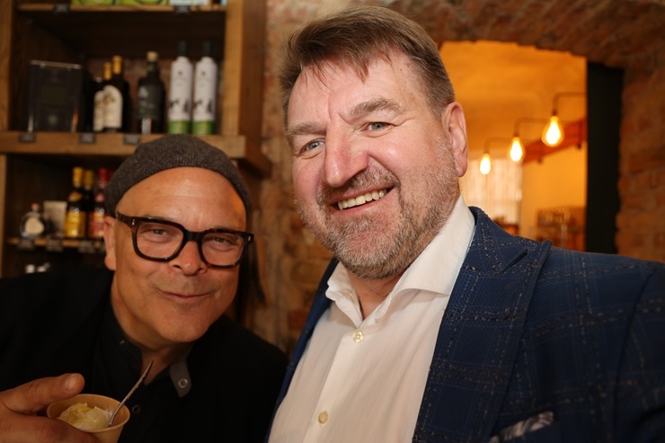 Šefpavārs Elmārs Tannis atver jaunu garšu koncepta veikalu «Gourmando» Rīgā 390880