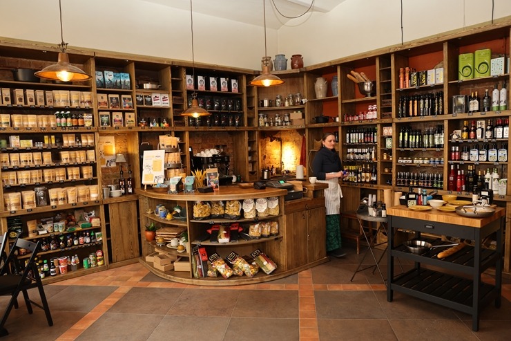 Šefpavārs Elmārs Tannis atver jaunu garšu koncepta veikalu «Gourmando» Rīgā 390851