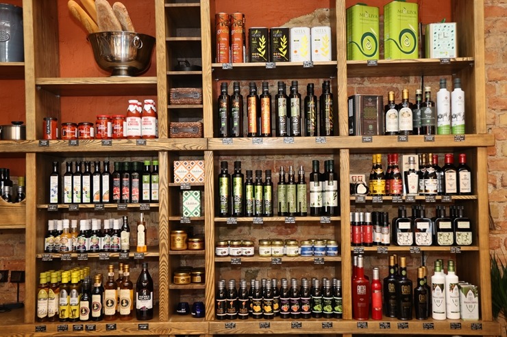 Šefpavārs Elmārs Tannis atver jaunu garšu koncepta veikalu «Gourmando» Rīgā 390854