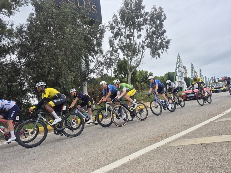 «Presidential Cycling Tour of Türkiye» dalībnieki noslēdz Antālijas posmus 390960