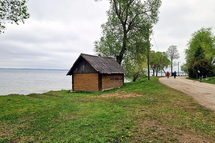 Rāznas ezers pie Mākoņkalna iegūst labiekārtotu pludmali. Foto: Aivars Arnicāns 391548
