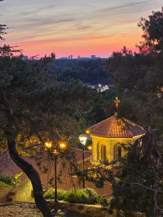Sadarbībā ar «airBaltic» izbaudām vakariņas Belgradas populāra restorānā «Kalemegdanska terasa» 392724
