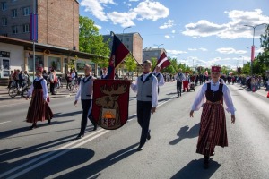 Jelgava ar gājienu un dažādiem pasākumiem svin pilsētas svētkus 1